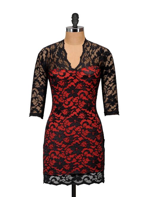 sizzling lace dress - 854752 - Very Small Image - 1