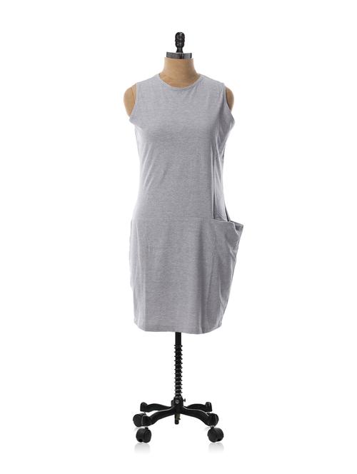 grey sleeveless dress with a front pocket - 88286 - Very Small Image - 1