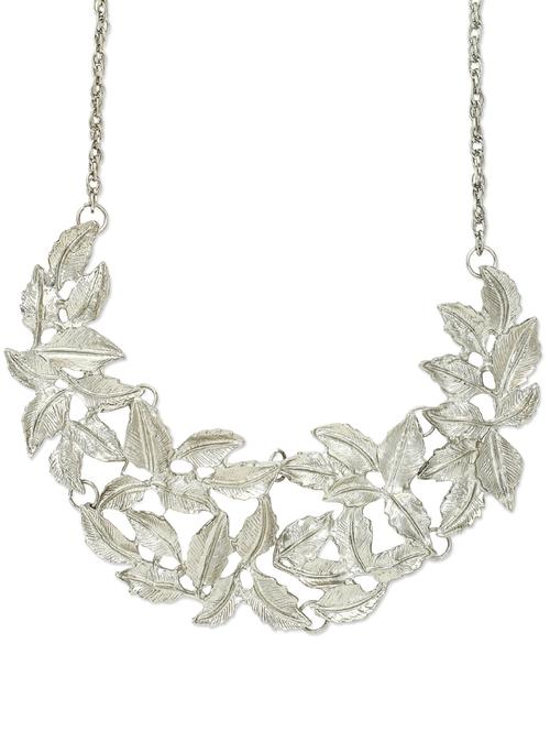 fabulous silver leaf shaped sculpted necklace - 896736 - Very Small Image - 1