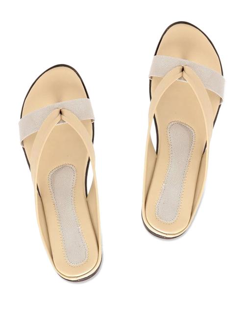 Simple Cream Flats - 907337 - Very Small Image - 1