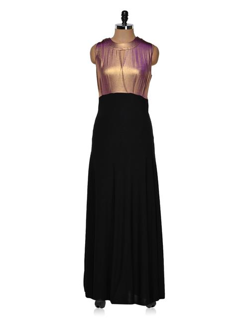 black gown with a gold top - 942590 - Very Small Image - 1