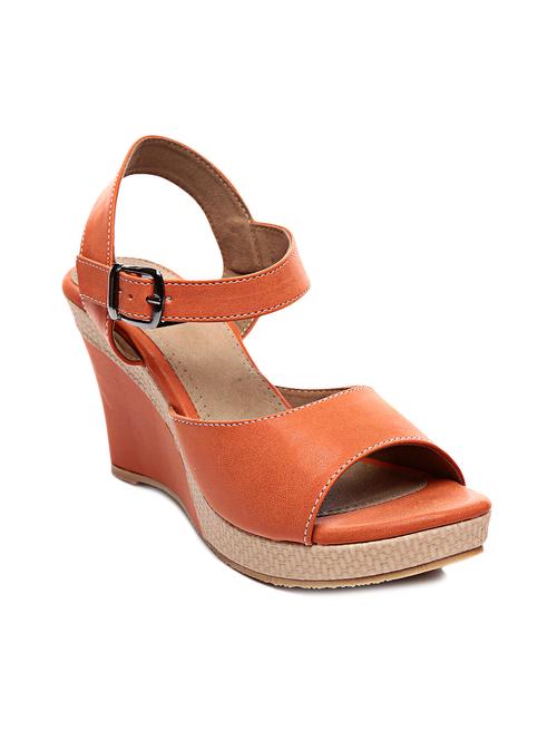 Orange buckled faux leather wedges - 9706951 - Very Small Image - 1