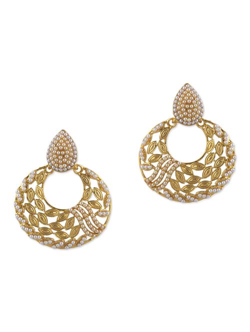 gold brass earring - 9744271 - Very Small Image - 1