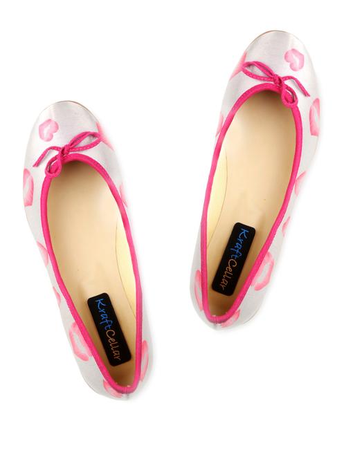 Grey Lips Printed Ballerinas - 980318 - Very Small Image - 1