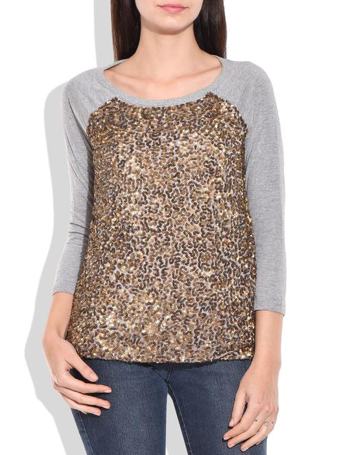 grey poly cotton knit printed sequin work top - 9964235 - Very Small Image - 1